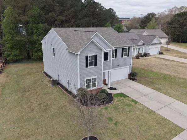 51 Stable Gate Dr, Cartersville, GA 30120