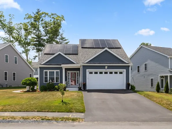 59 Tea Party Dr, Uxbridge, MA 01569