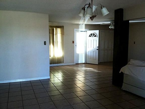 2nd image of 610 N San Jose Dr