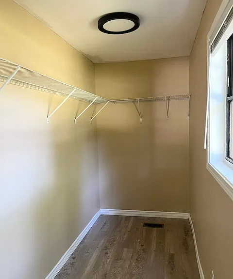203 Vienna Cir — Photo 21