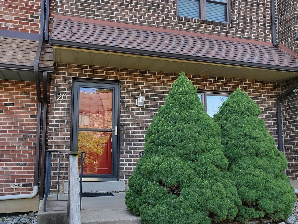 Private front porch