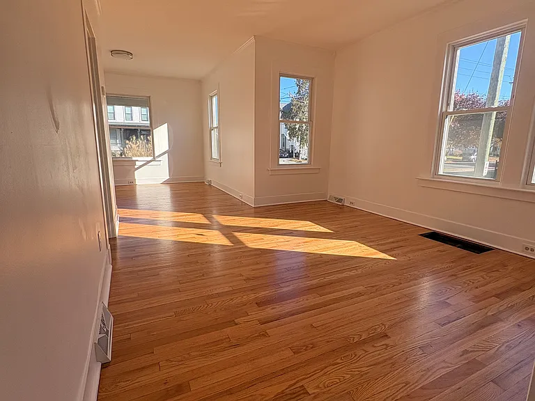 434 Washington Ave #1 — Photo 9