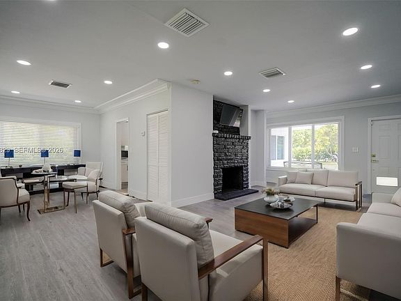 3rd image of 8390 SW 64th St