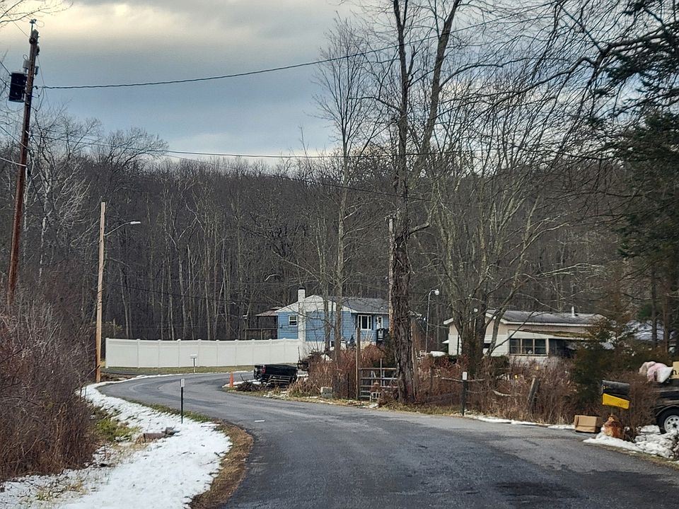 2nd image of 25 Kisor Rd