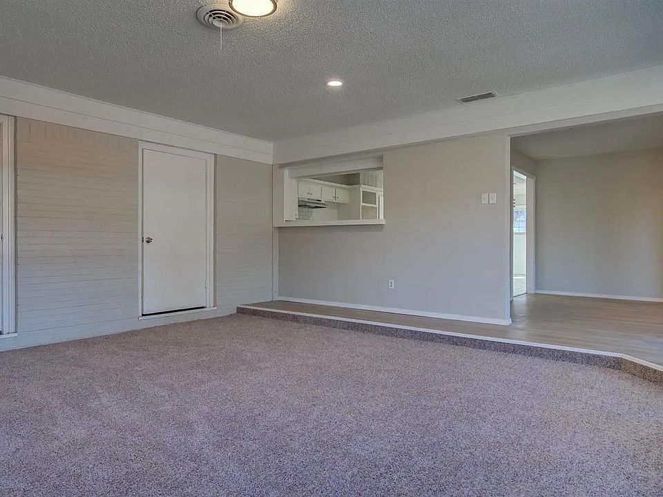 2nd image of 5004 10th St