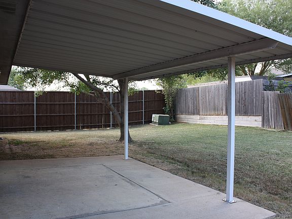 2nd image of 7924 Beef Creek Dr