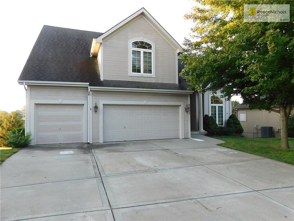 1st image of 9021 N Walrond Ave