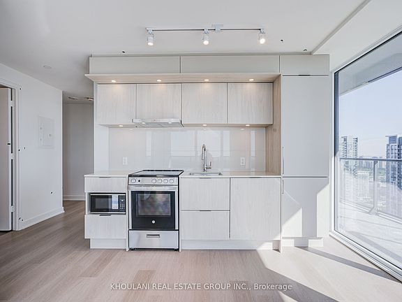 5th image of 448 Burnhamthorpe Rd W #4008