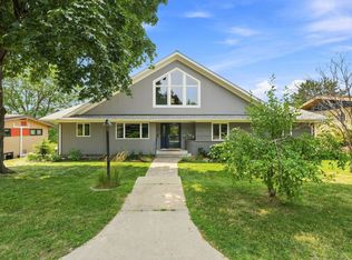 29 Orme Ct, Saint Paul, MN 55116