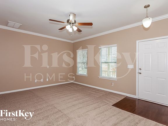 2nd image of 11507 McDunkeld Dr