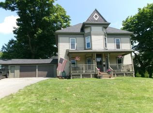 34 South Ave, Orleans, VT 05860