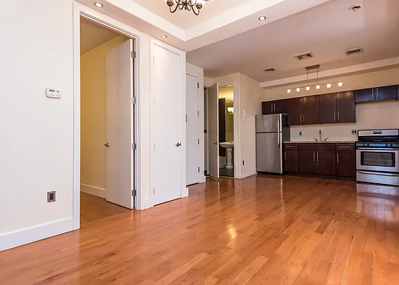 Rented by Nooklyn NYC LLC | media 42