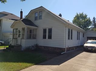 527 W Cedar St, Chippewa Falls, WI 54729