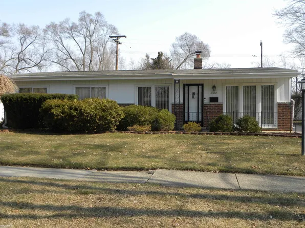 43712 Donley Dr, Sterling Heights, MI 48314