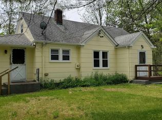 95 Clay Hill Rd, Kerhonkson, NY 12446