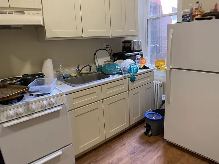 409 S 40th St #1F — Photo 8