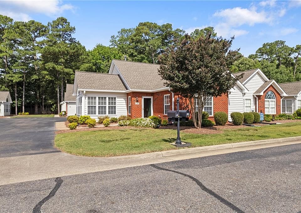 1st image of 130 Villa Dr