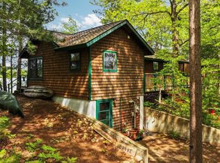 28525 Fox Pointe Trl, Beaver Island, MI 49782
