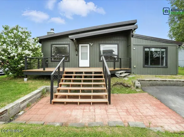 1151 W 68th Ct, Anchorage, AK 99518