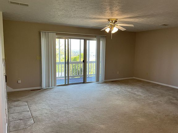 2nd image of 1445 Blennerhassett Hts