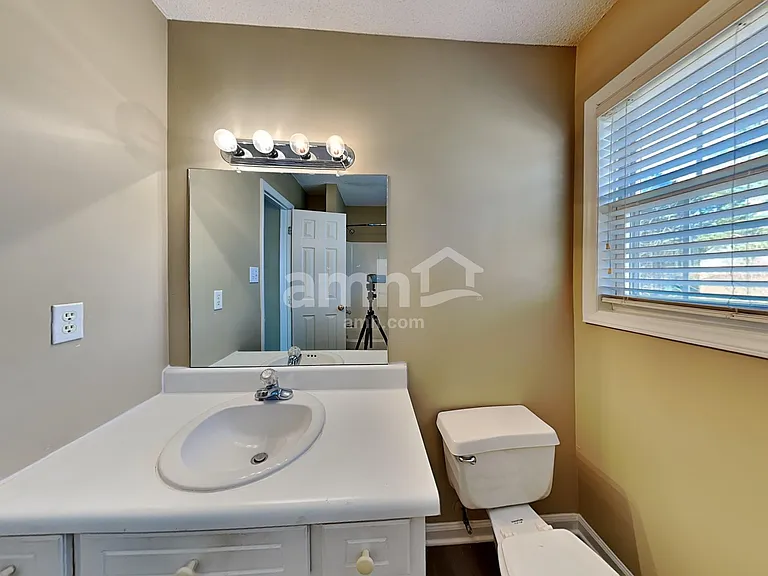 201 Walnut Creek Dr — Photo 11
