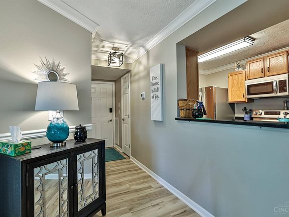 3rd image of 9801 Regatta Dr Unit 107