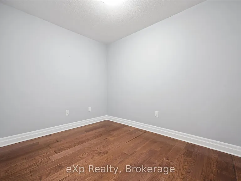 160 Macdonell St #308 — Photo 11