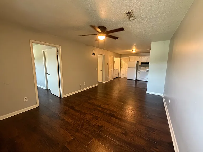 4437 Torrance Dr NW #C — Photo 3