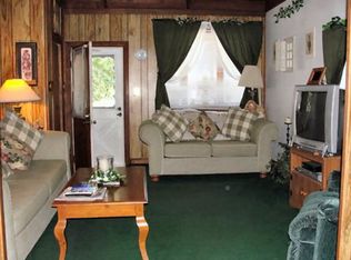 52 Moorenoll St, Schuylkill Haven, PA 17972