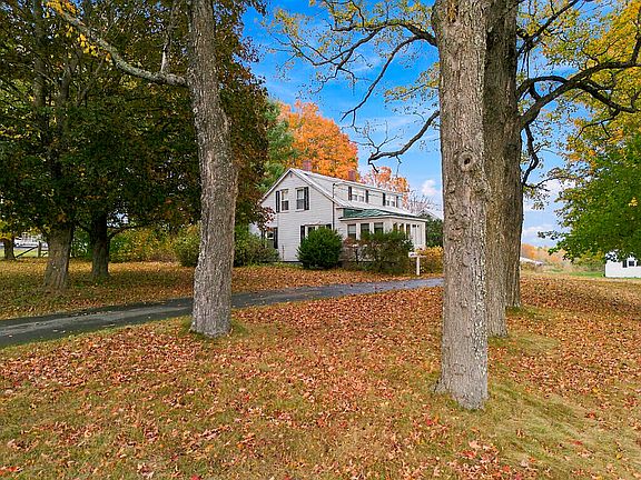 3rd image of 1631 Lakewood Road