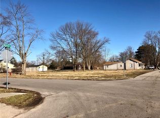 648 Jackson St, Hope, IN 47246