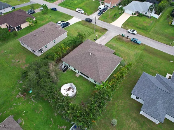 3744 NE 13th Pl, Cape Coral, FL 33909