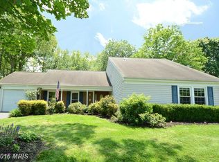 1920 Harcourt Ave, Crofton, MD 21114