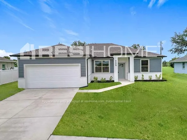 1750 S Biscayne Dr, North Port, FL 34287