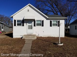 206 Jackson Ave, Norfolk, NE 68701