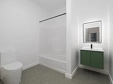Oasis Apartments — Photo 9