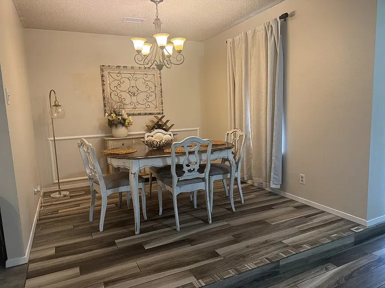 5203 San Antonio Ave — Photo 4