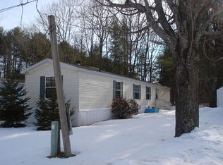 53 Patio Park Ln, Gorham, ME 04038