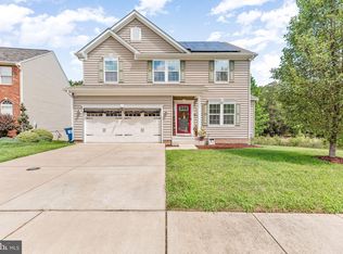 10216 Warfield St, White Plains, MD