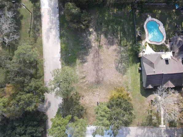 6103 Northway Dr, Spring, TX 77389