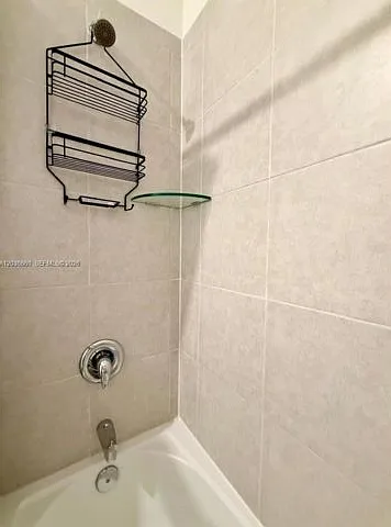 3 bed, 2.5 bath, $3,650 — Photo 3