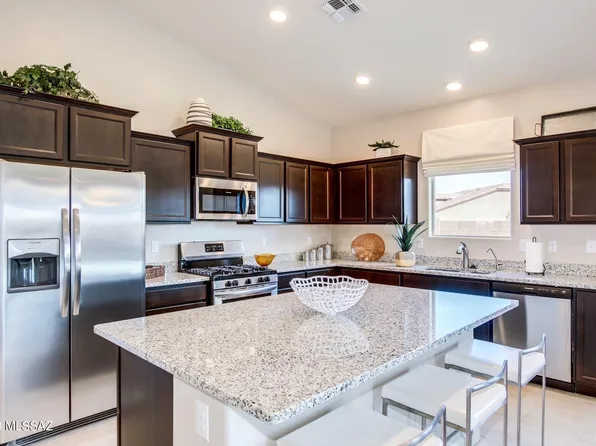 8839 W Baja Fairy Dr, Marana, AZ 85653