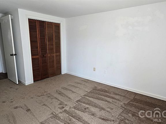 3rd image of 4169 Grace Chapel Rd