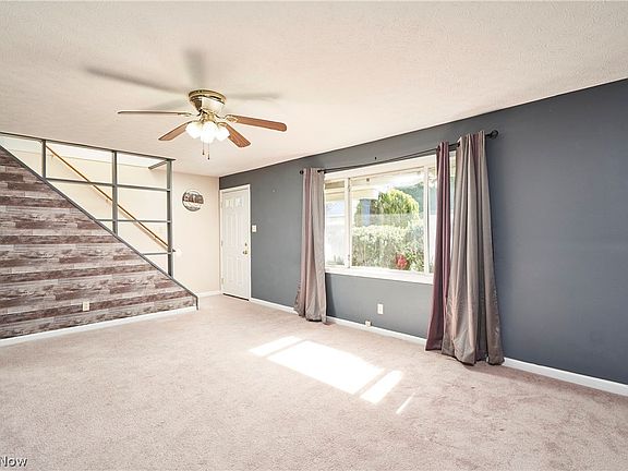 3rd image of 1011 Cooper Dr