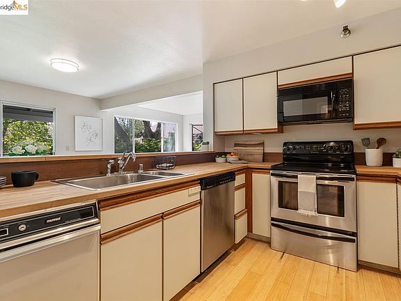 4th image of 1207 Melville Sq APT 217
