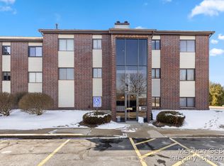 3280 Devonwood Hls NE #6, Grand Rapids, MI