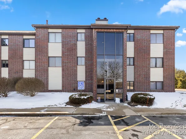 3280 Devonwood Hls NE #6, Grand Rapids, MI 49525