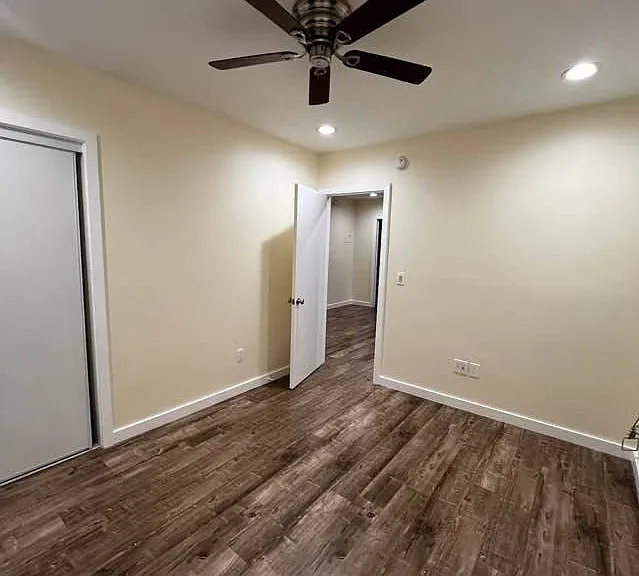 6403 S Victoria Ave — Photo 17