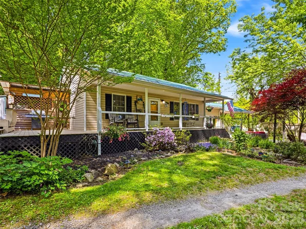 103 Old Us Highway 19 #23, Candler, NC 28715