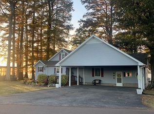 1023 Lake Dr, Hornbeak, TN 38232